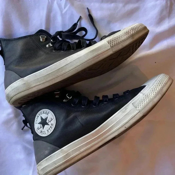 Leather Converse All Stars - Size 9.5 - Picture 1 of 5